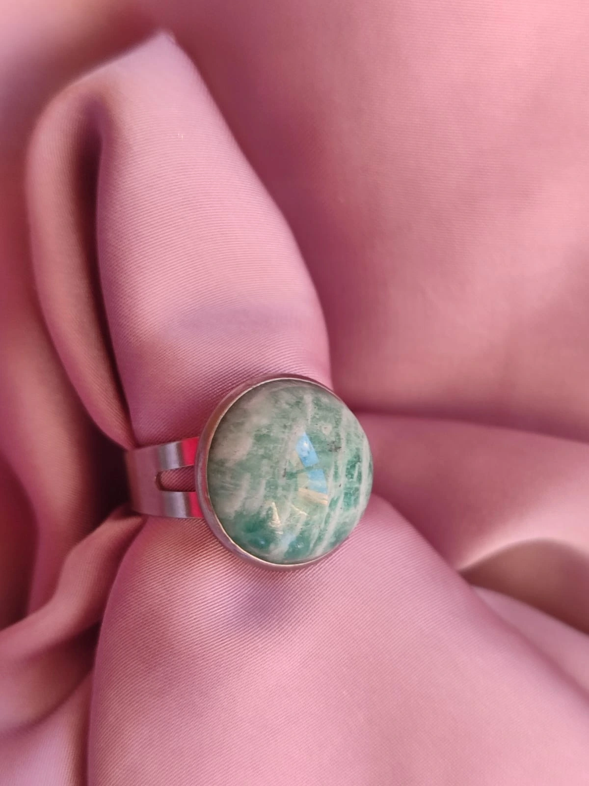 Anello di Ondarya – Anello in Acciaio con Amazzonite | Il Laboratorio delle Pietre
